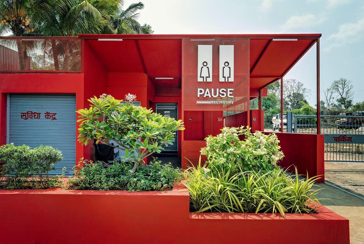 Pause Restroom; firm: RC Architects