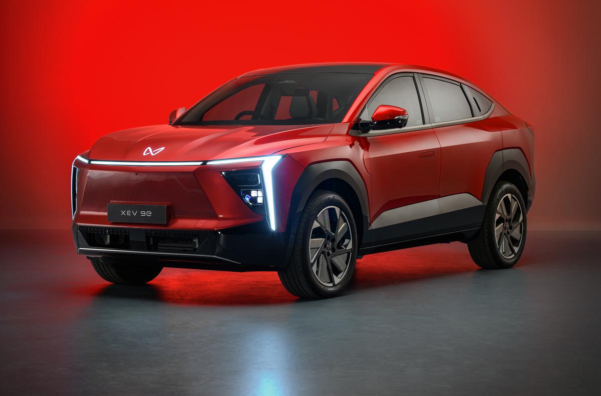 XEV 9e’s design leans towards a more conventional SUV coupe with a bulky rear overhang