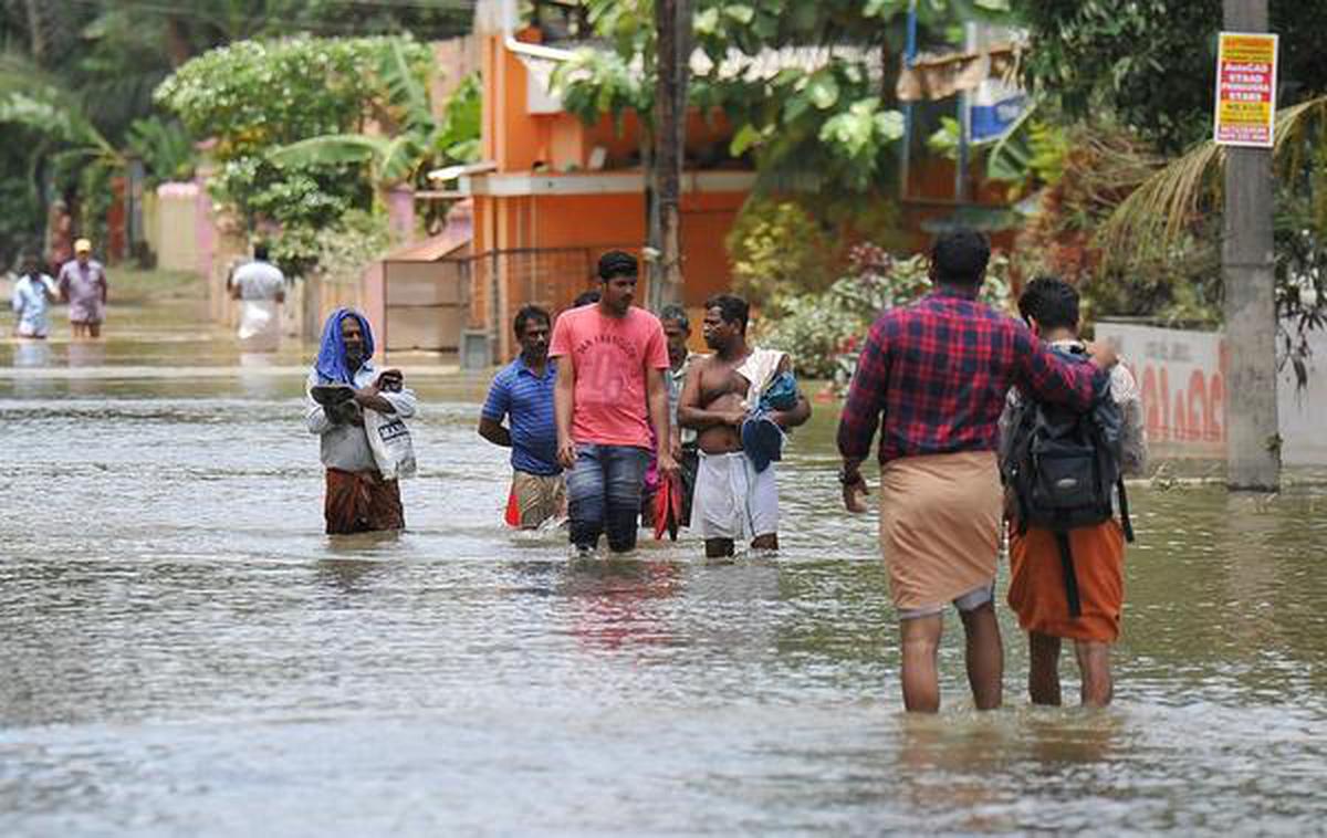 Techies reach out to flood-hit Pandanad - The Hindu