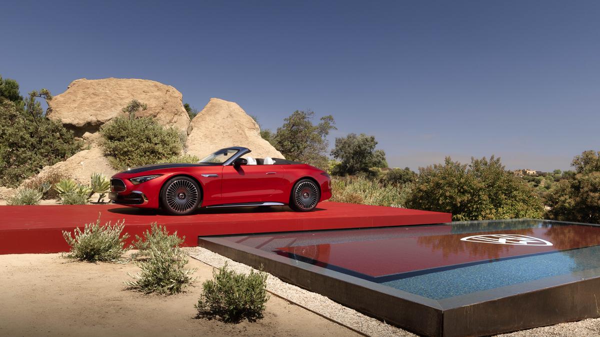 Mercedes-Maybach SL 680 Monogram Series is the pinnacle of open-air luxury. Here’s why