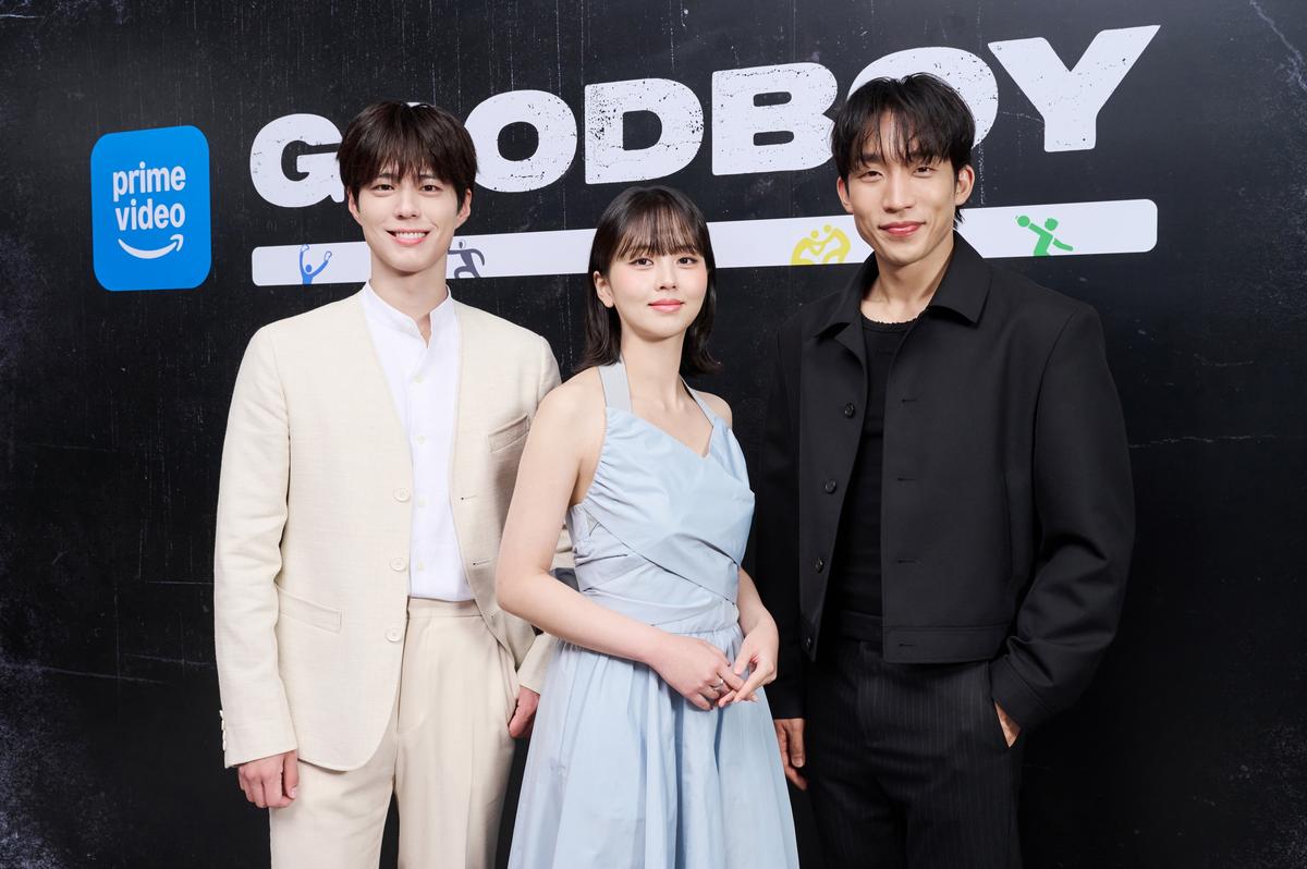 Park Bo-gum, Kim So-hyun and Lee Sang-yi Park Bo-gum, Kim So-hyun and Lee Sang-yi