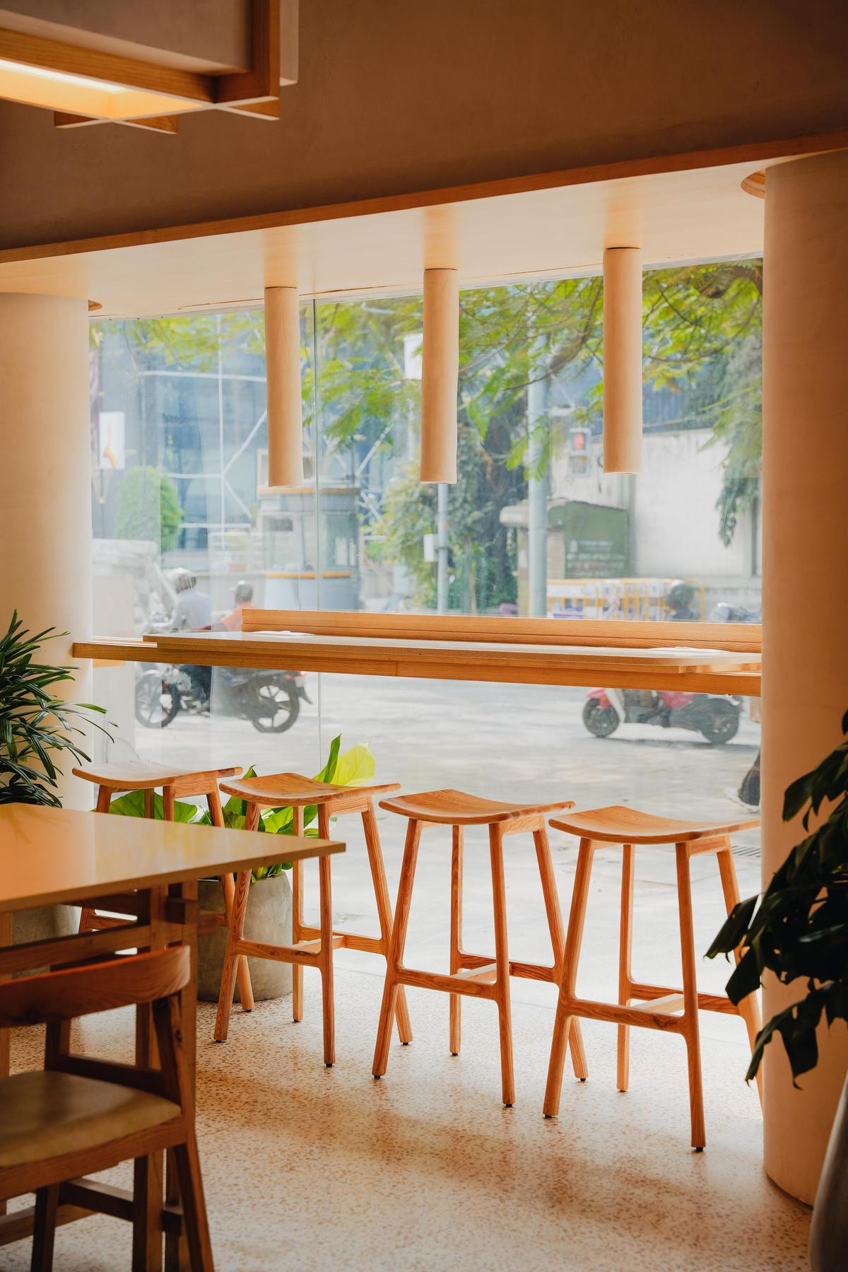 नए कैफे का आंतरिक भाग