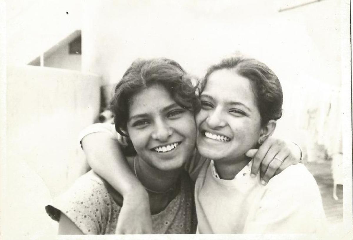 Kavitha et Gauri Lankesh dans leur jeunesse