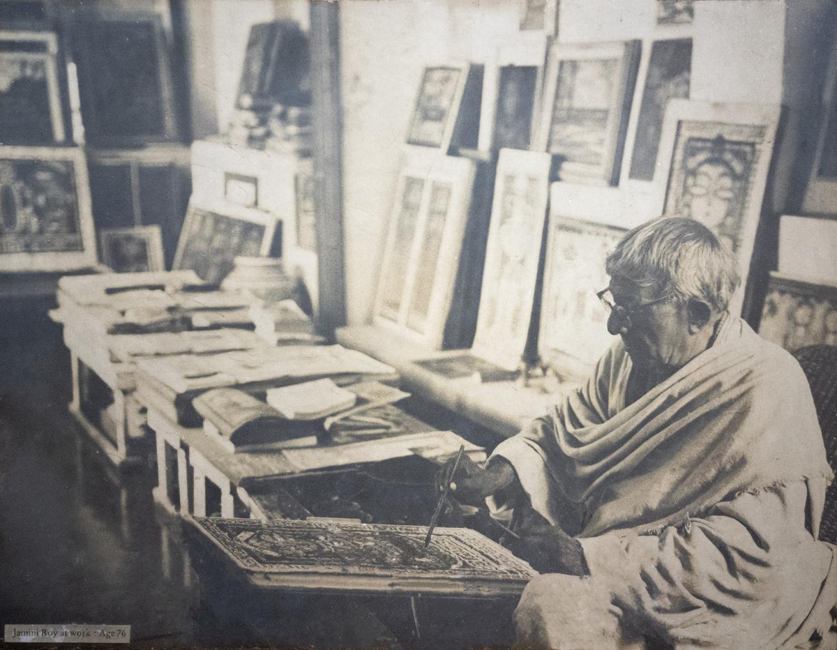 Artist Jamini Roy in his studio