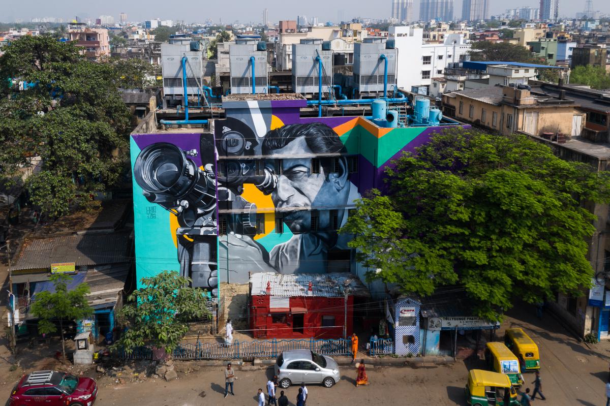 Satyajit Ray’s mural on a metro building in the Charu Market area