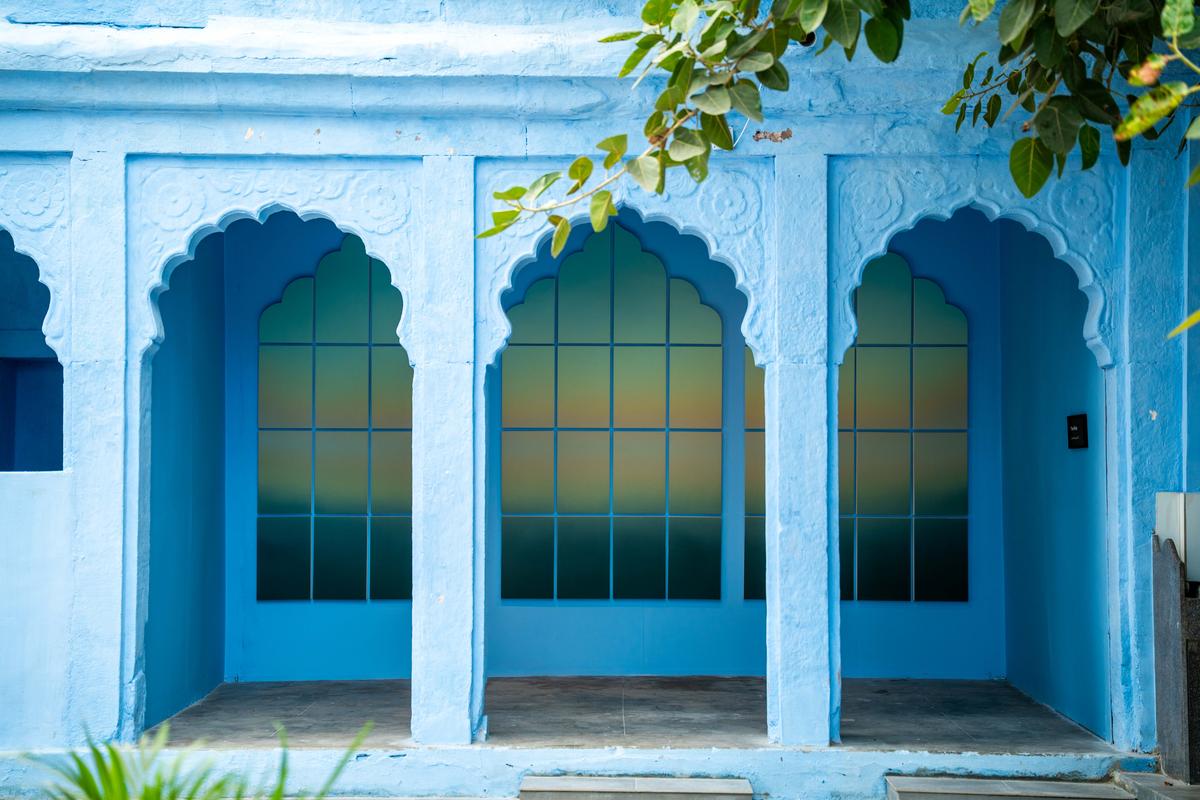 Theo Pinto's eastern gate represents an ephemeral sunset Theo Pinto's eastern gate represents an ephemeral sunset