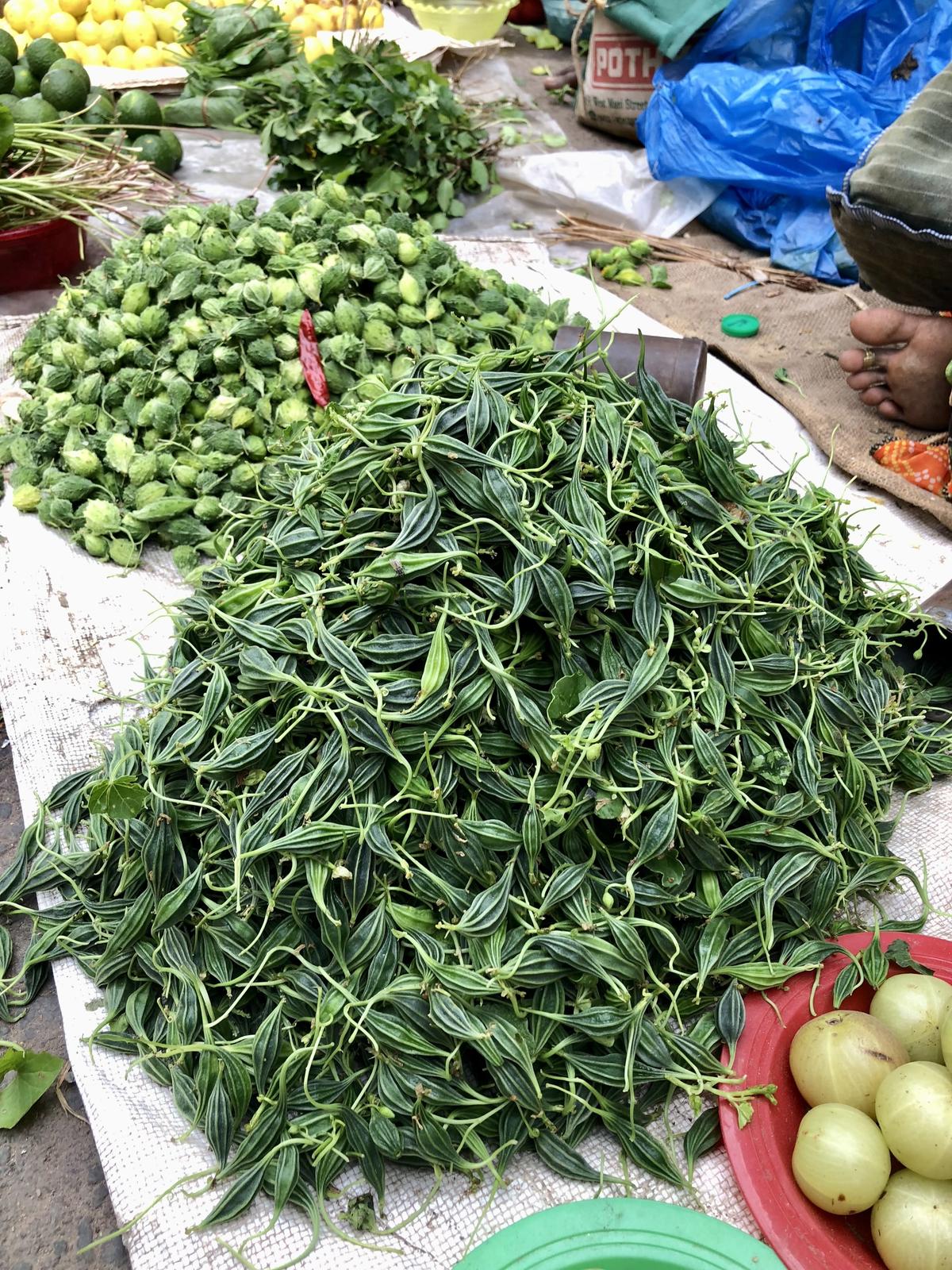 Avarakkai at a roadside market in Madurai, Tamil Nadu