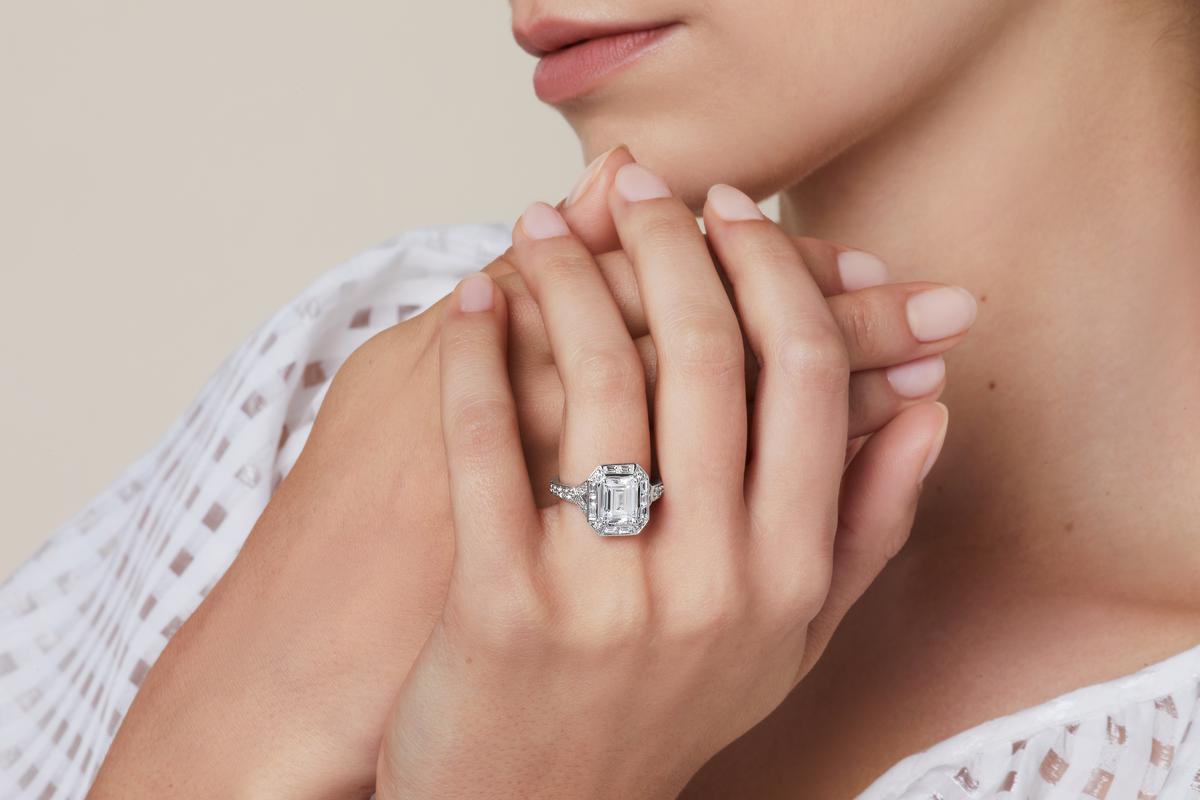 The Ultimate Guide to Cocktail Lab-Grown Diamond Rings