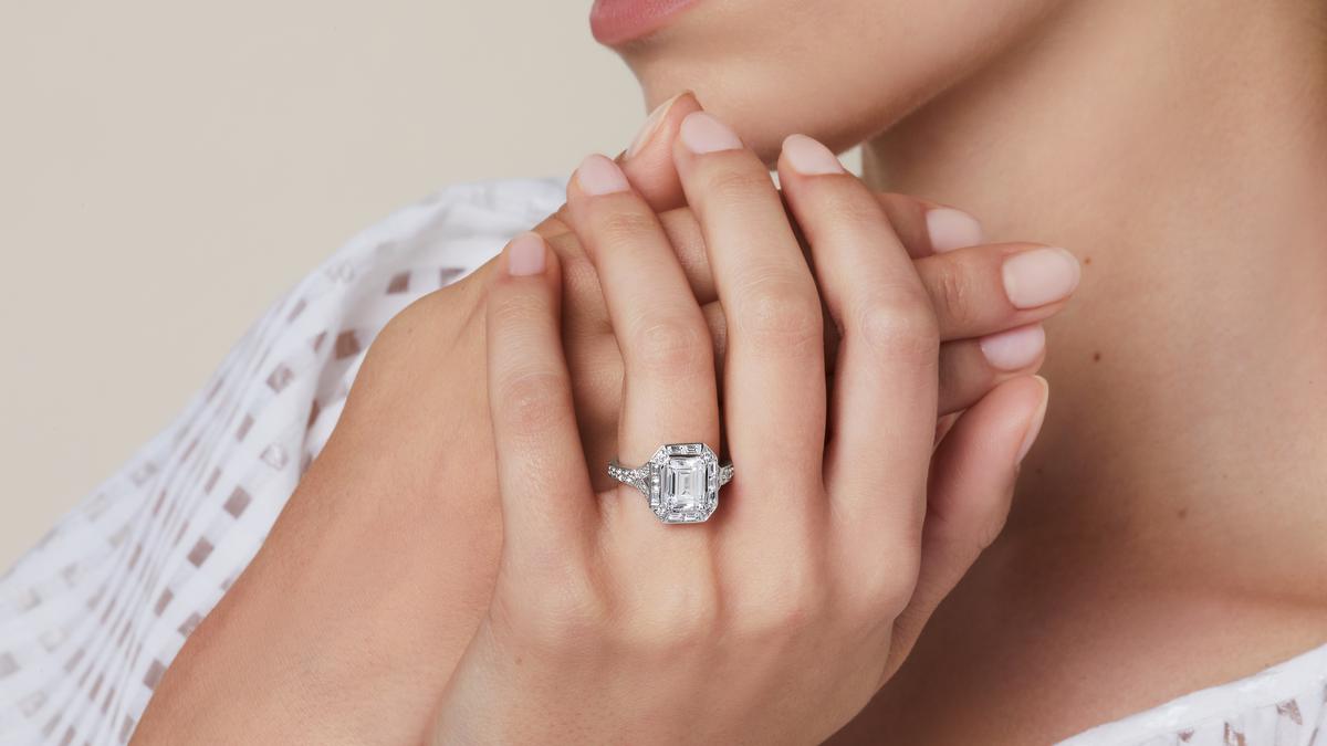 1,2,3 Carat Diamond Solitaire Rings | Platinum Wedding Jewellery Online |  Buy Luxury Watches India | GarnerBears