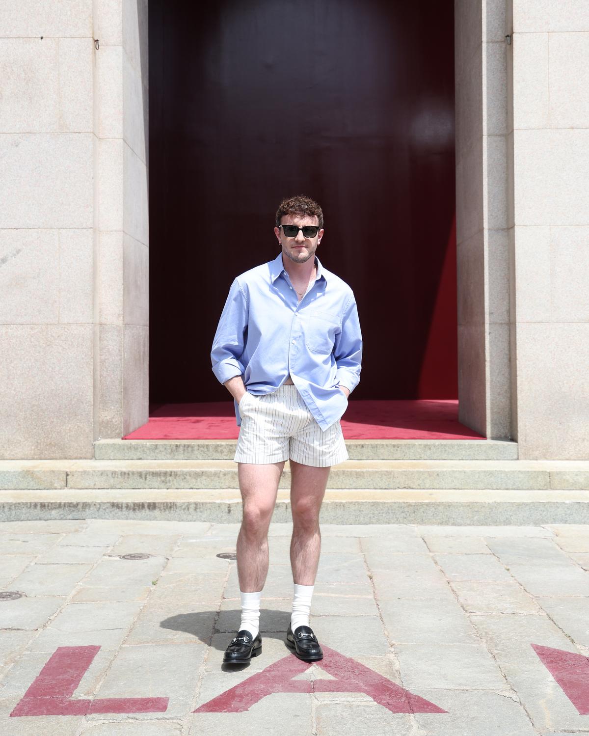 MILAN, ITALY - JUNE 17: Paul Mescal attends the Gucci  Men's Spring Summer 2025 Fashion Show during the Milan Fashion Week Menswear Spring/Summer 2025 at Triennale di Milano on June 17, 2024 in Milan, Italy. (Photo by Vittorio Zunino Celotto/Getty Images for Gucci)