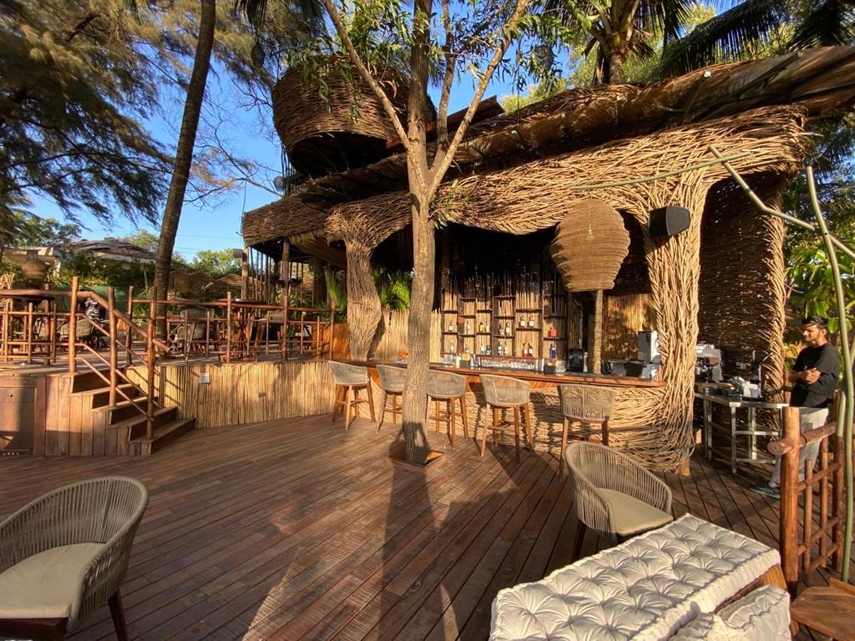 Como Agua, Goa, is a restaurant themed on a bird’s nest