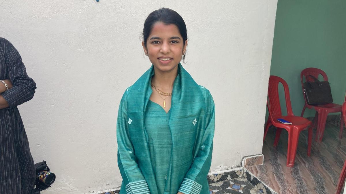 Maithili Thakur  Maithili Thakur