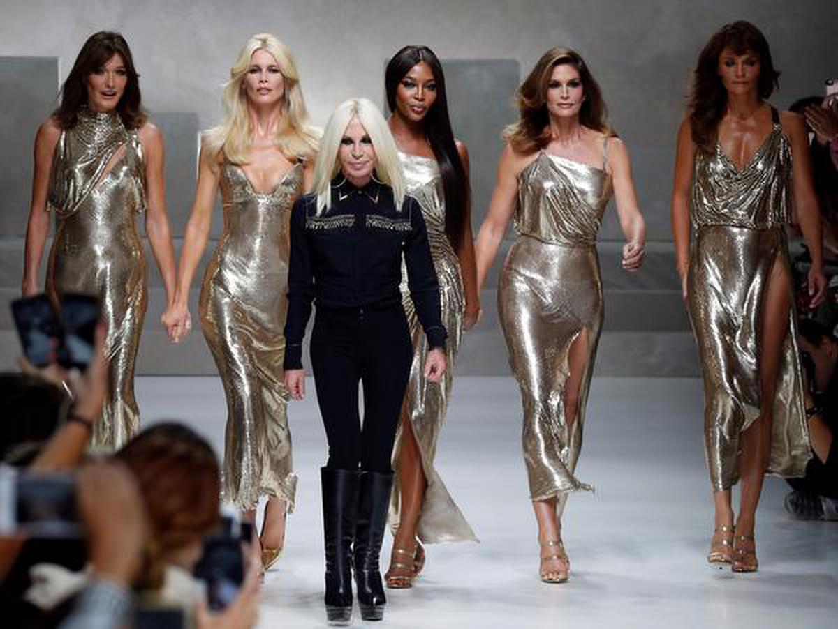 Original supermodels assemble for catwalk tribute to Gianni