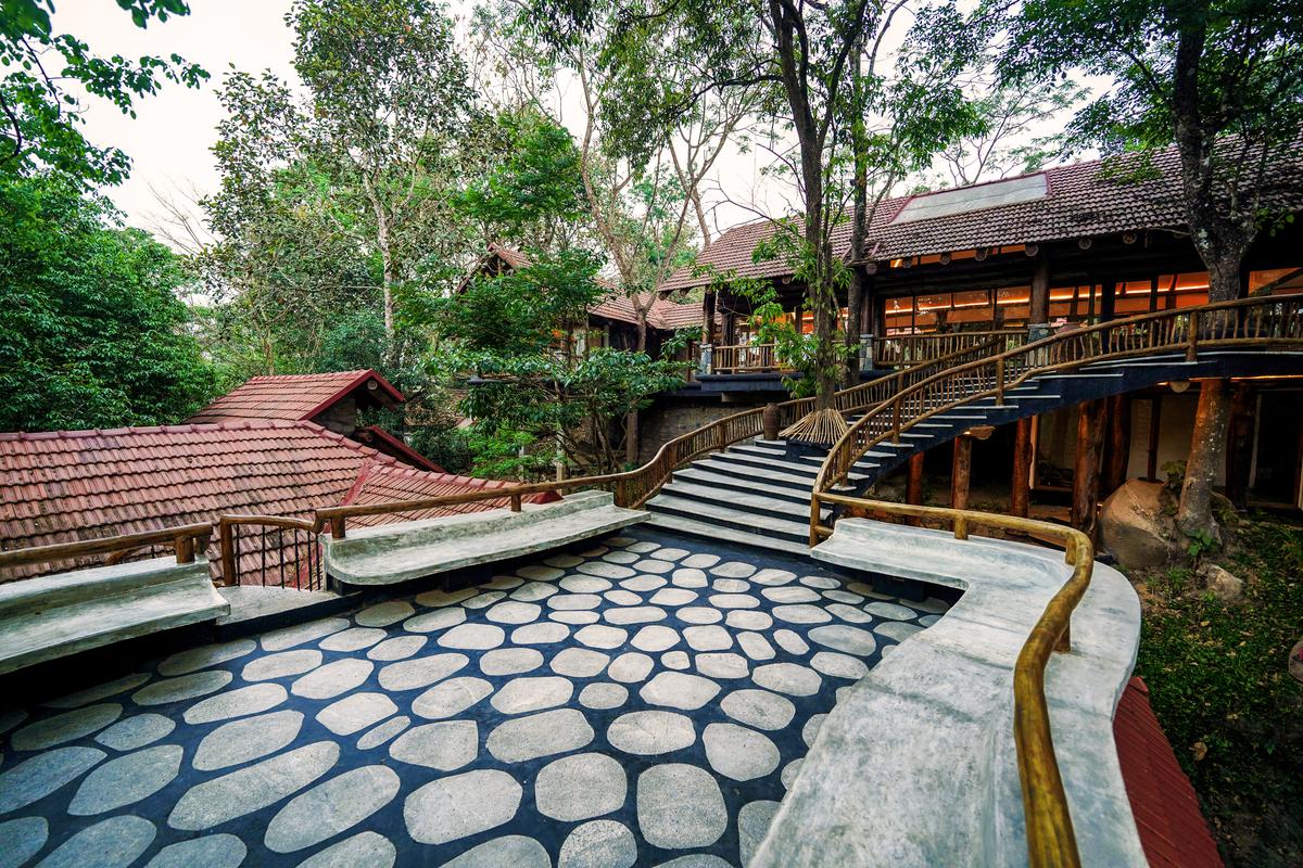 Estate Paathiri is a three-bedroom villa that pays homage to an eastern nettle tree.                        