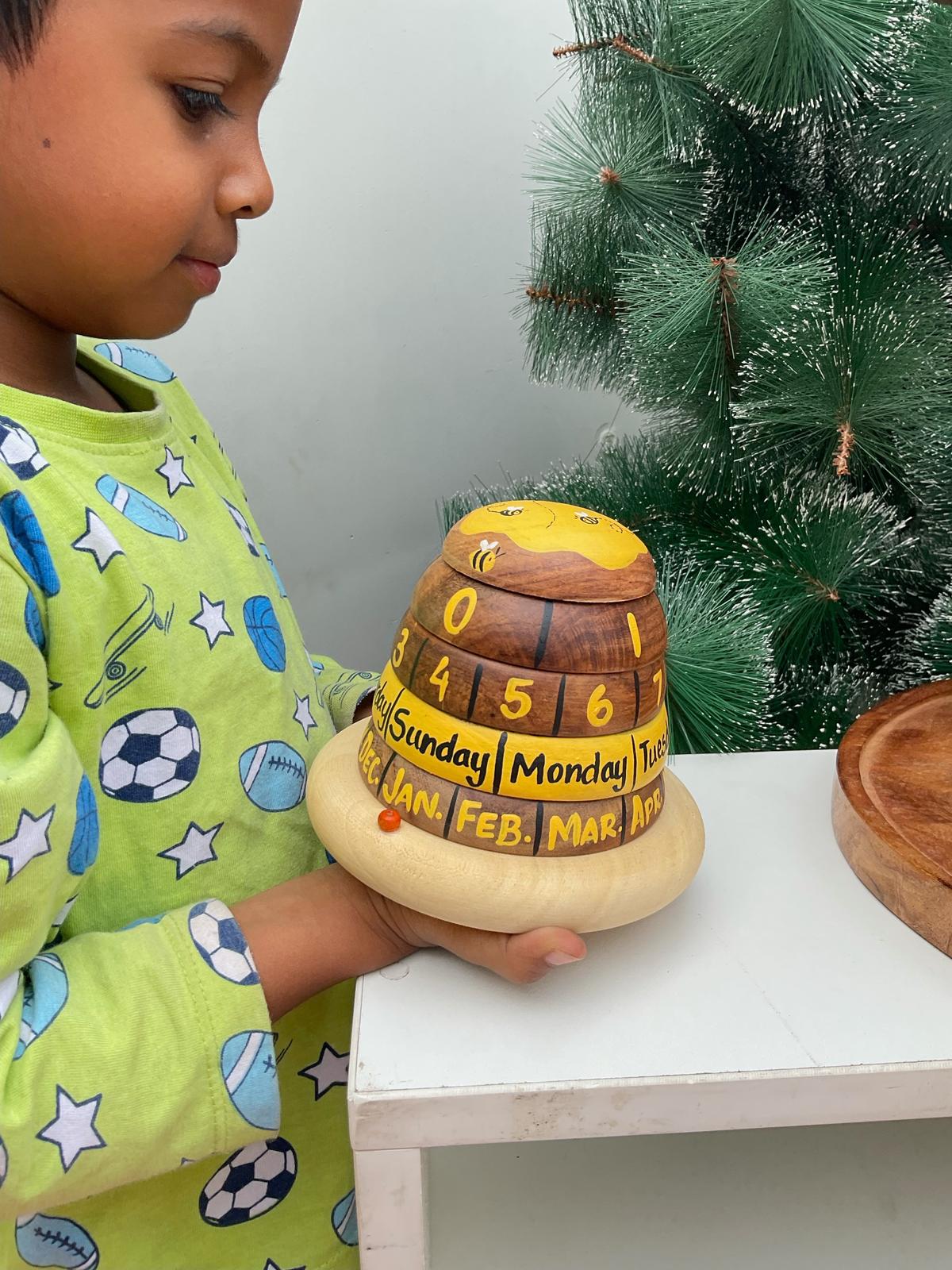 The perpetual Bee Vibe calendar by Nikila Perumal The perpetual Bee Vibe calendar by Nikila Perumal