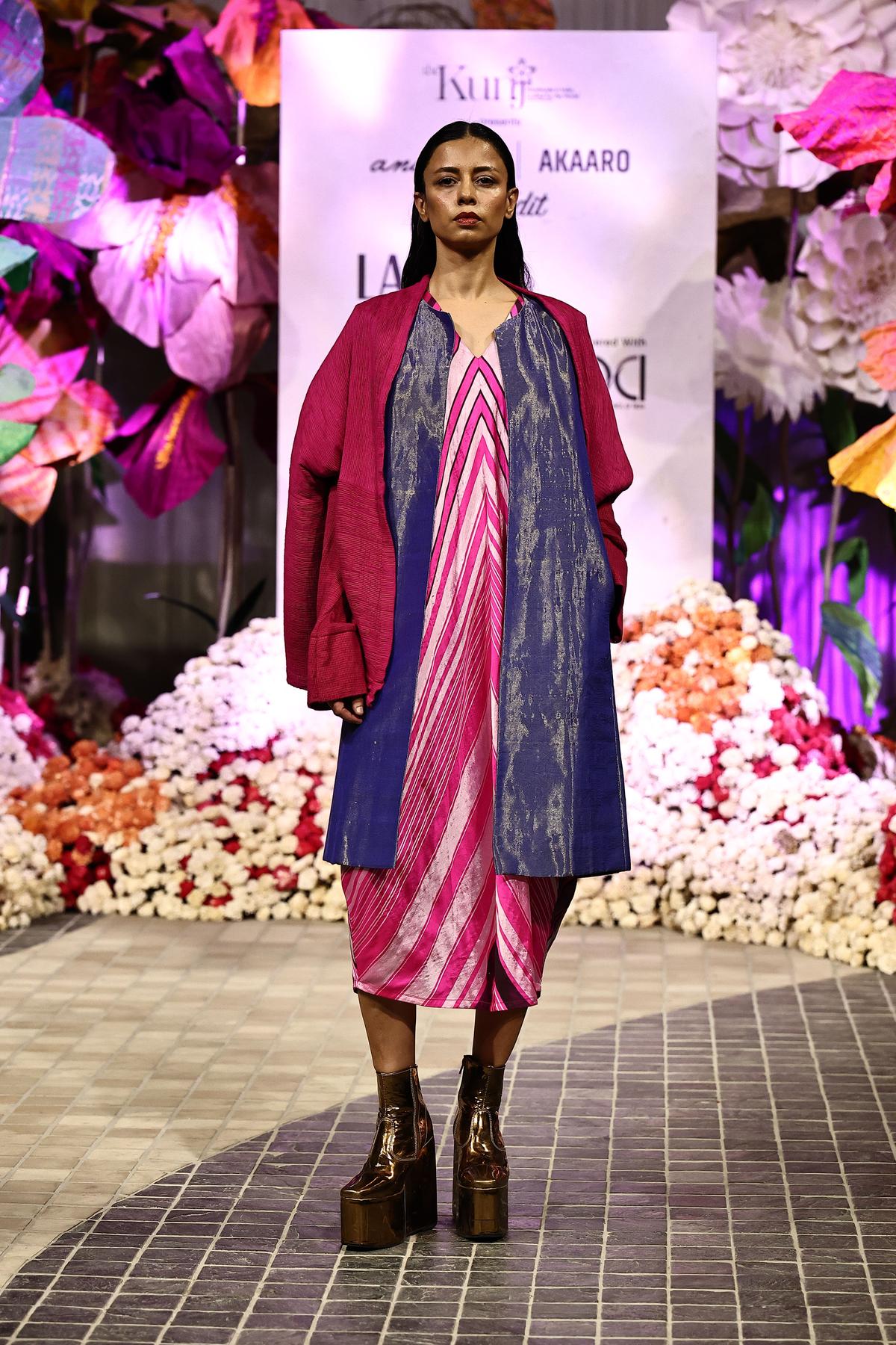 Akaaro%20opens%20fashion%20week%202