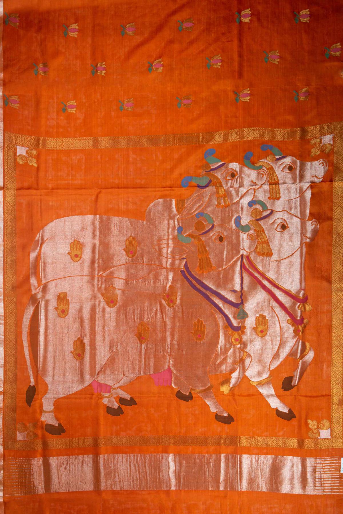 The cow is a traditional motif seen in Pichwai paintings