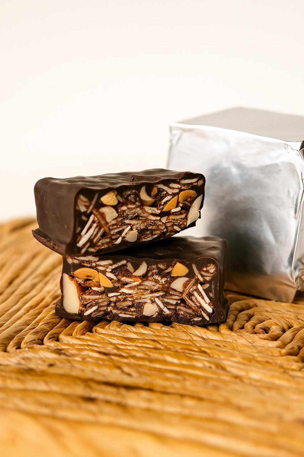 Cholo-nola at The Huda Bar