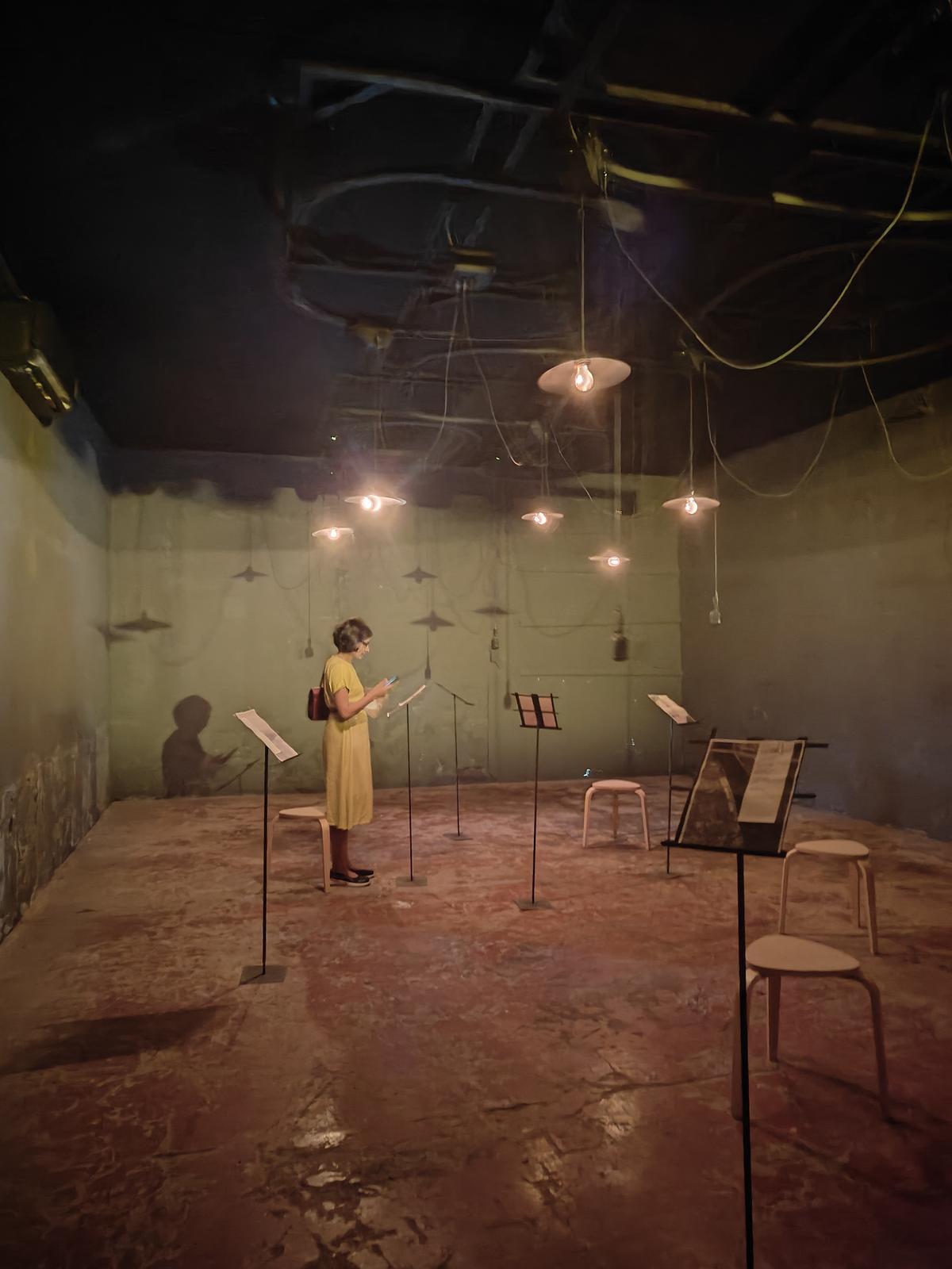 शिल्पा गुप्ता की लिसनिंग एयर 