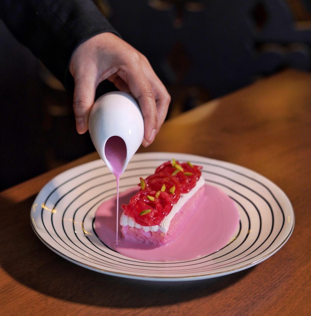 A rose-rabdi cake with rose jalebi