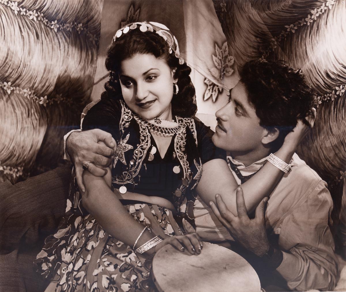 Raaj Kumar and Rehana