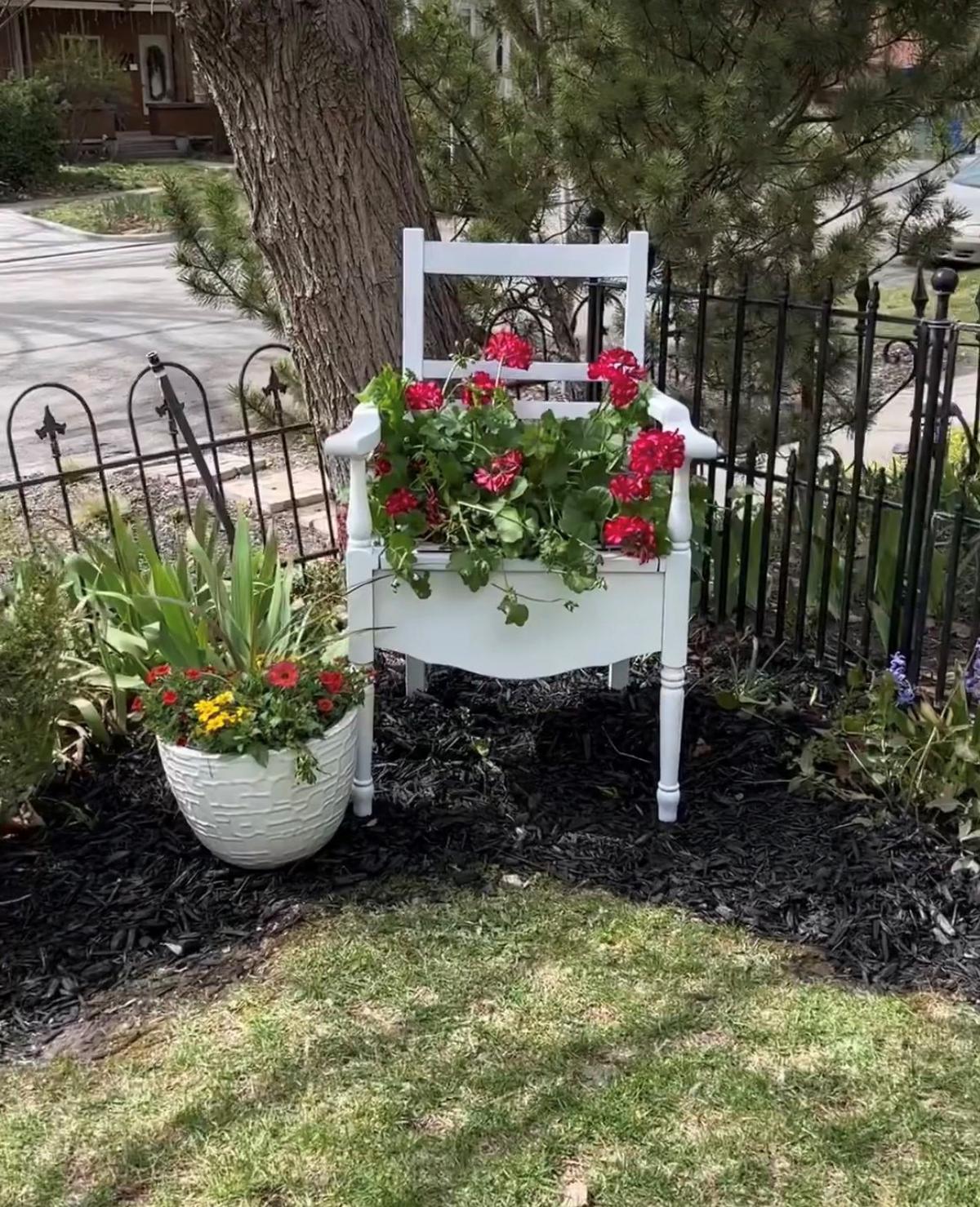 Jenn Hadfield's DIY Chair Planter