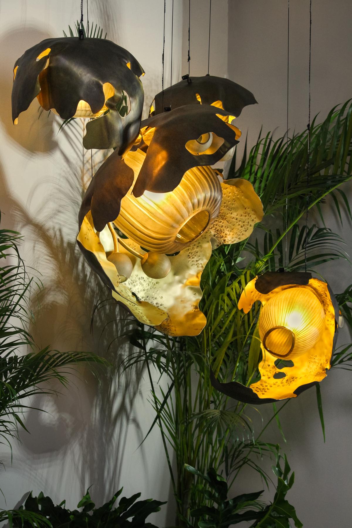 Amod, a cluster lighting installation Amod, a cluster lighting installation