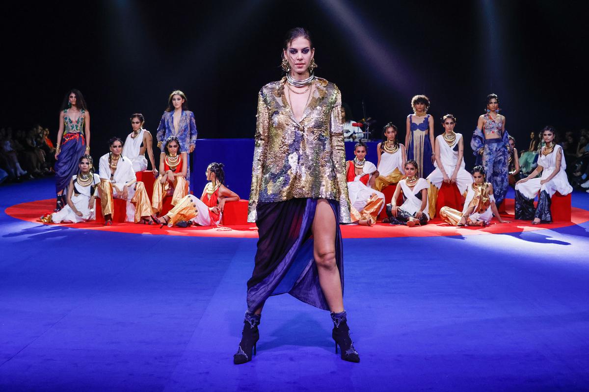 A model walks the ramp during AJIO LUXE PRESENTS AK|OK ANAMIKA KHANNA at Lakmé Fashion Week 2024 at Jio World Convention centre  in Mumbai, India on 15th March 2024.