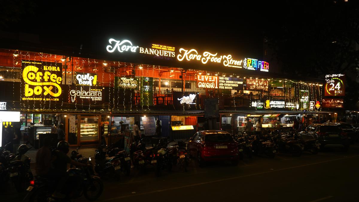 Kora Food Street, Anna Nagar