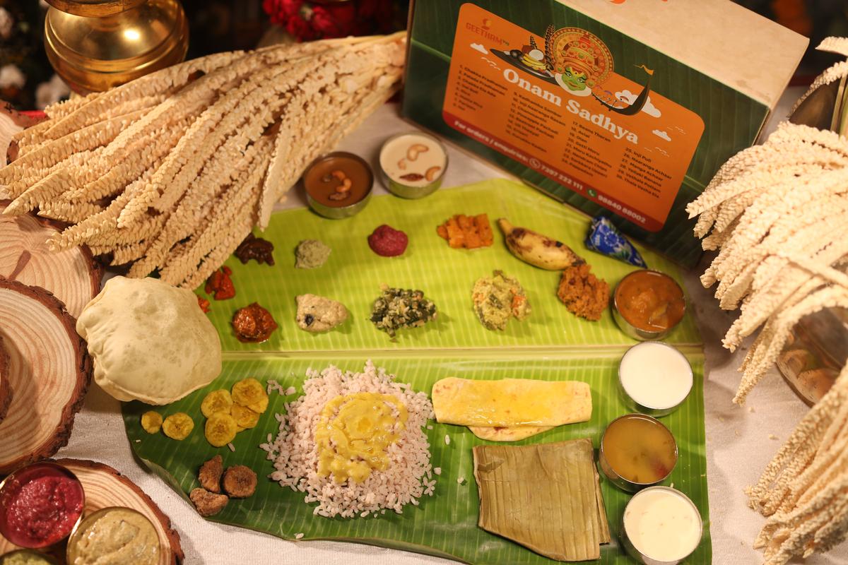 Onam Sadya at Geetham