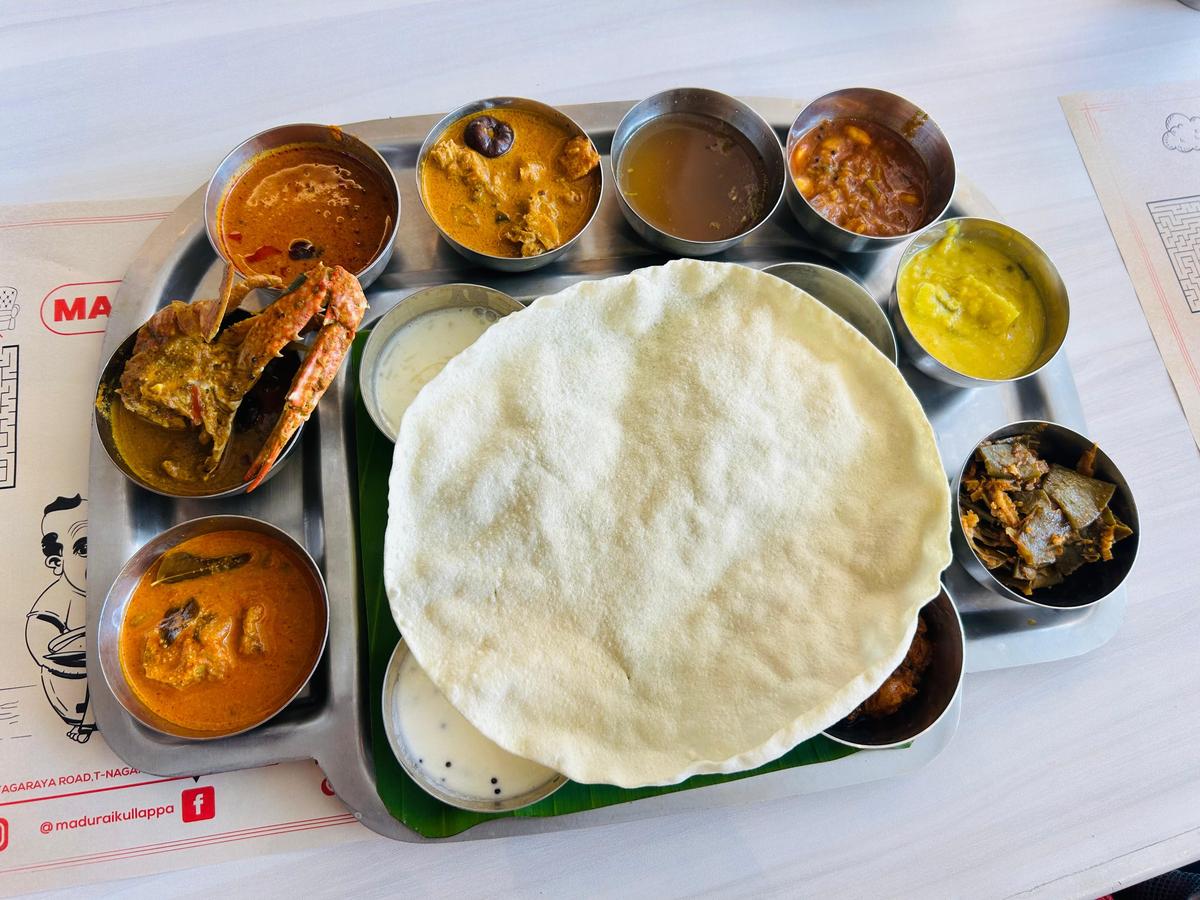 Non-vegetarain set meals is priced at ₹299) Non-vegetarain set meals is priced at ₹299)