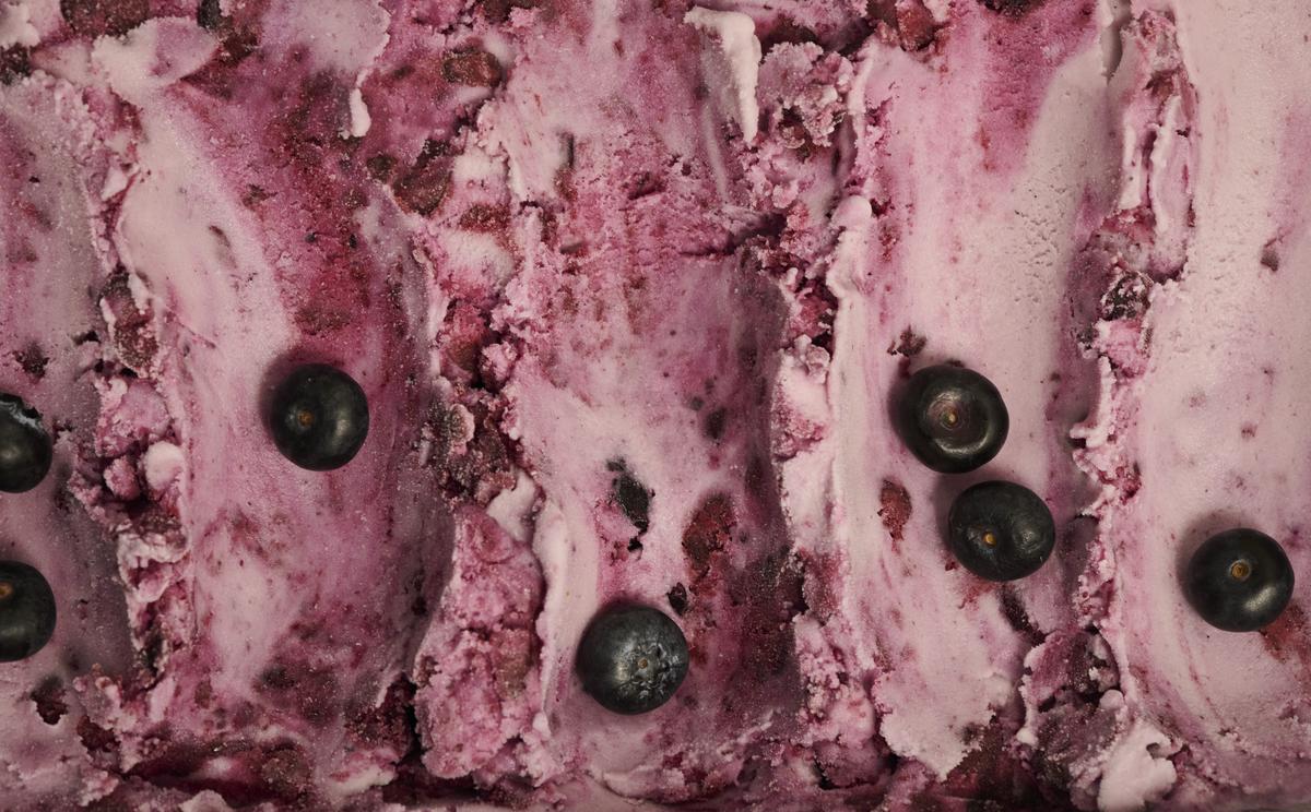 Blueberry yogurt