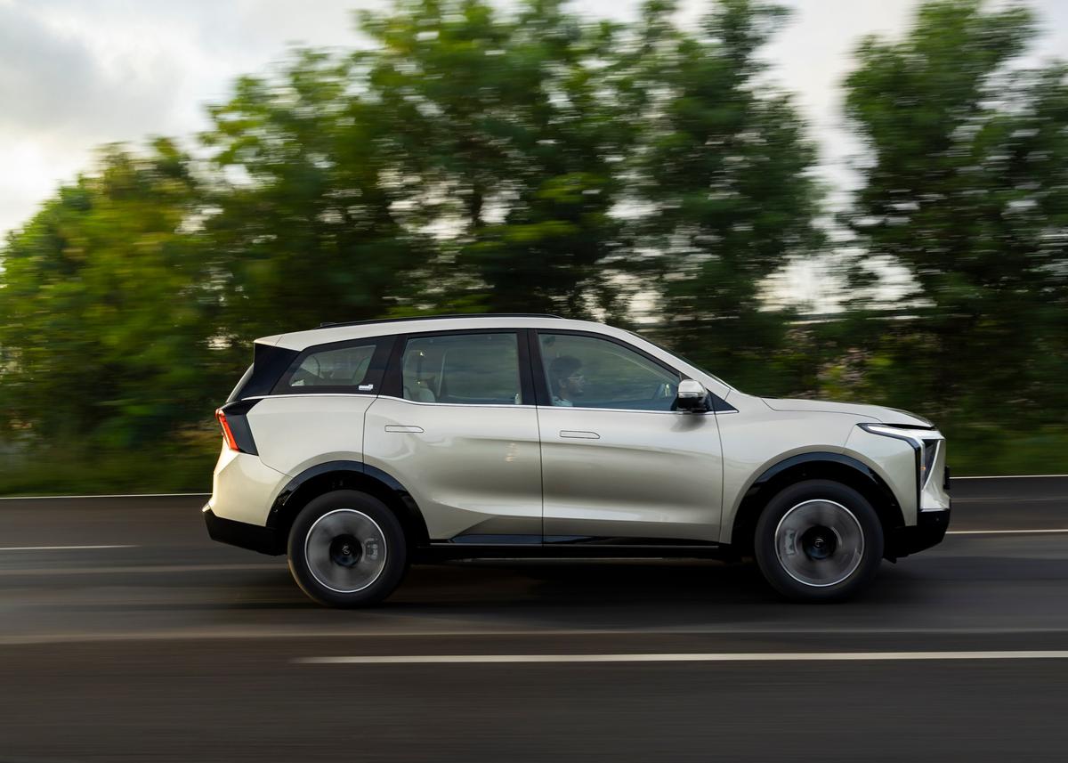 The XEV 9S’s clean, modern design marks a bold new direction for Mahindra’s electric line-up