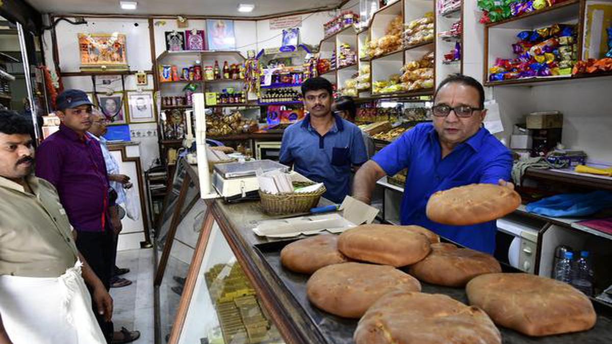 How The 100-year-old Iyengar Bakeries Of Bengaluru Are Fighting Fancy ...