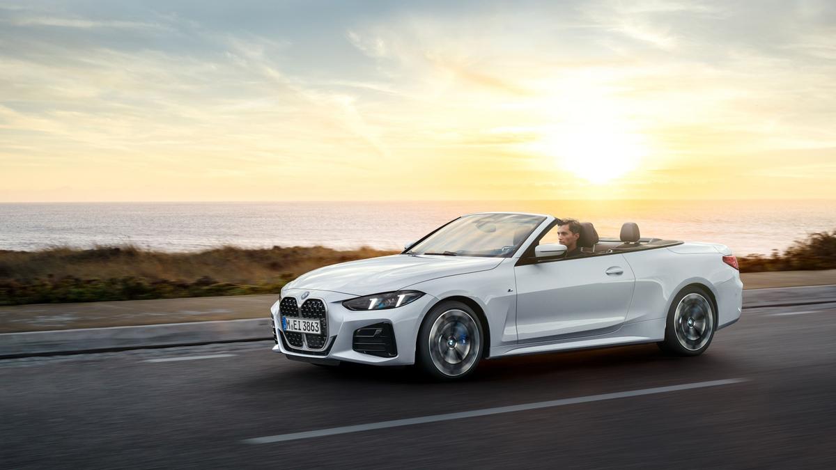 BMW M 440i Launched: Open top motoring