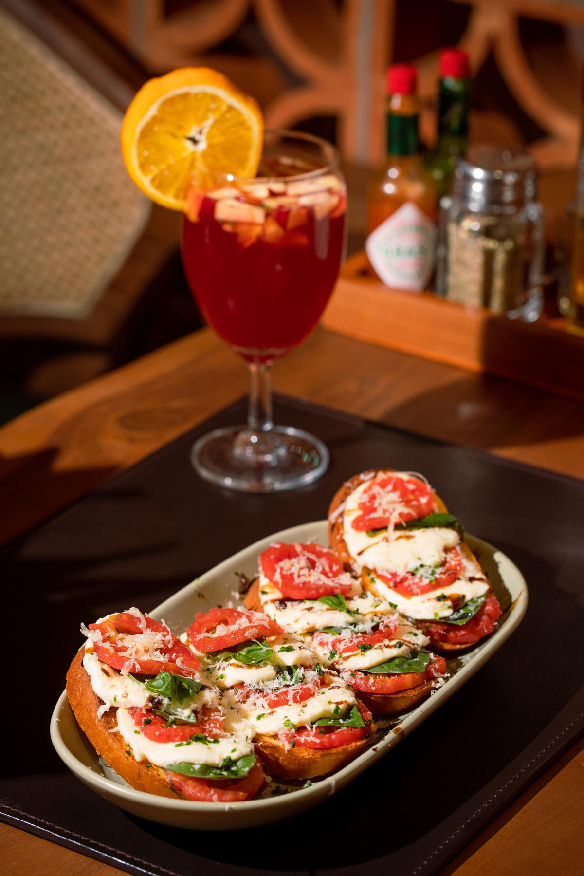 Caprese Garlic bread