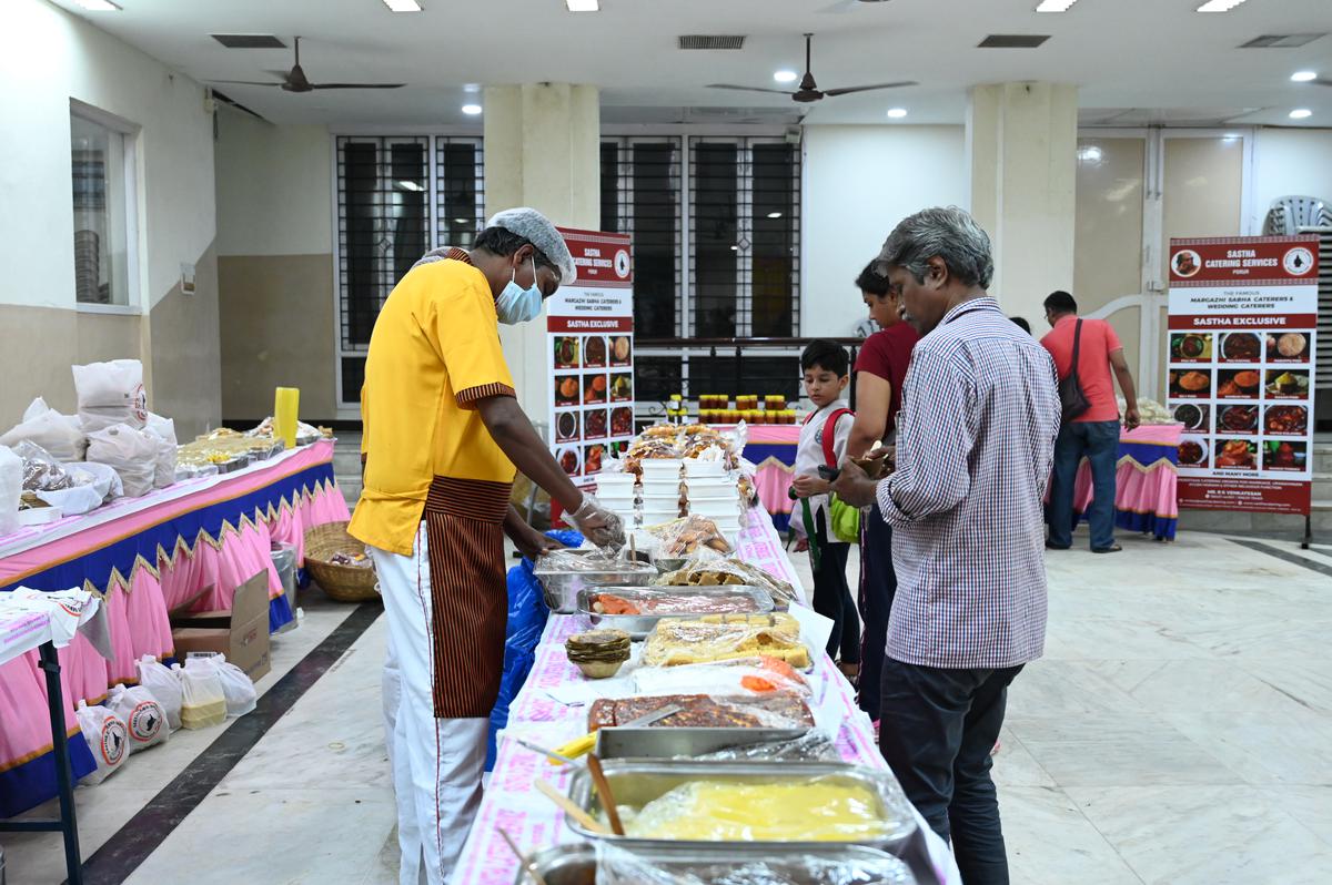 Sastha Catering Services live counter at Narayaniammal Kalyana Mandapam, Mylapore