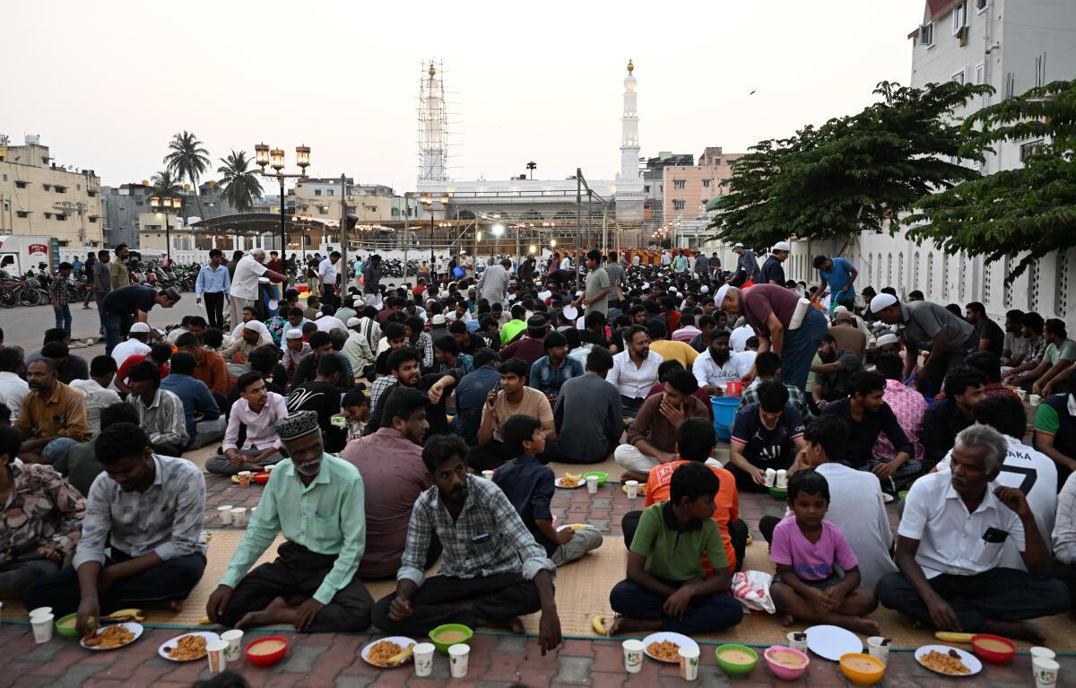 Four decades of tradition of unity and respect started by  Dada Ratanchand.