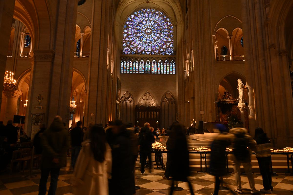 Visitors at the Notre Dame