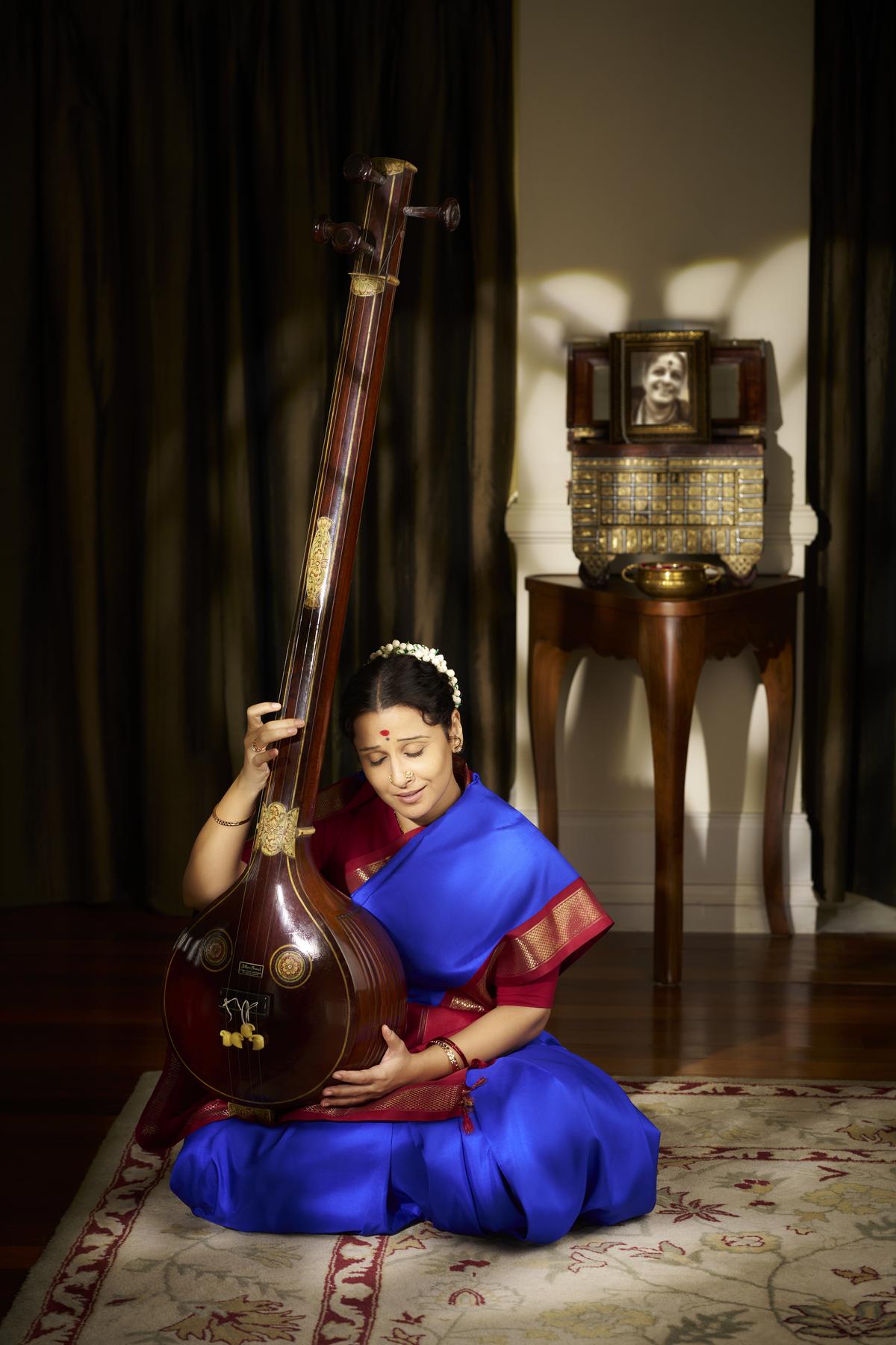   Vidya Balan as MS Subbulakshmi in the iconic MS Blue sari               