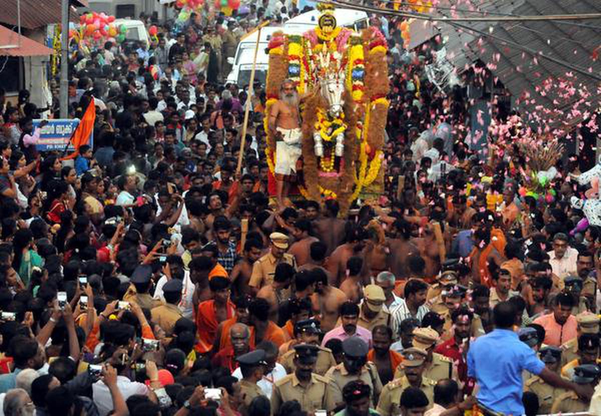 When the gods come visiting during Navaratri - The Hindu