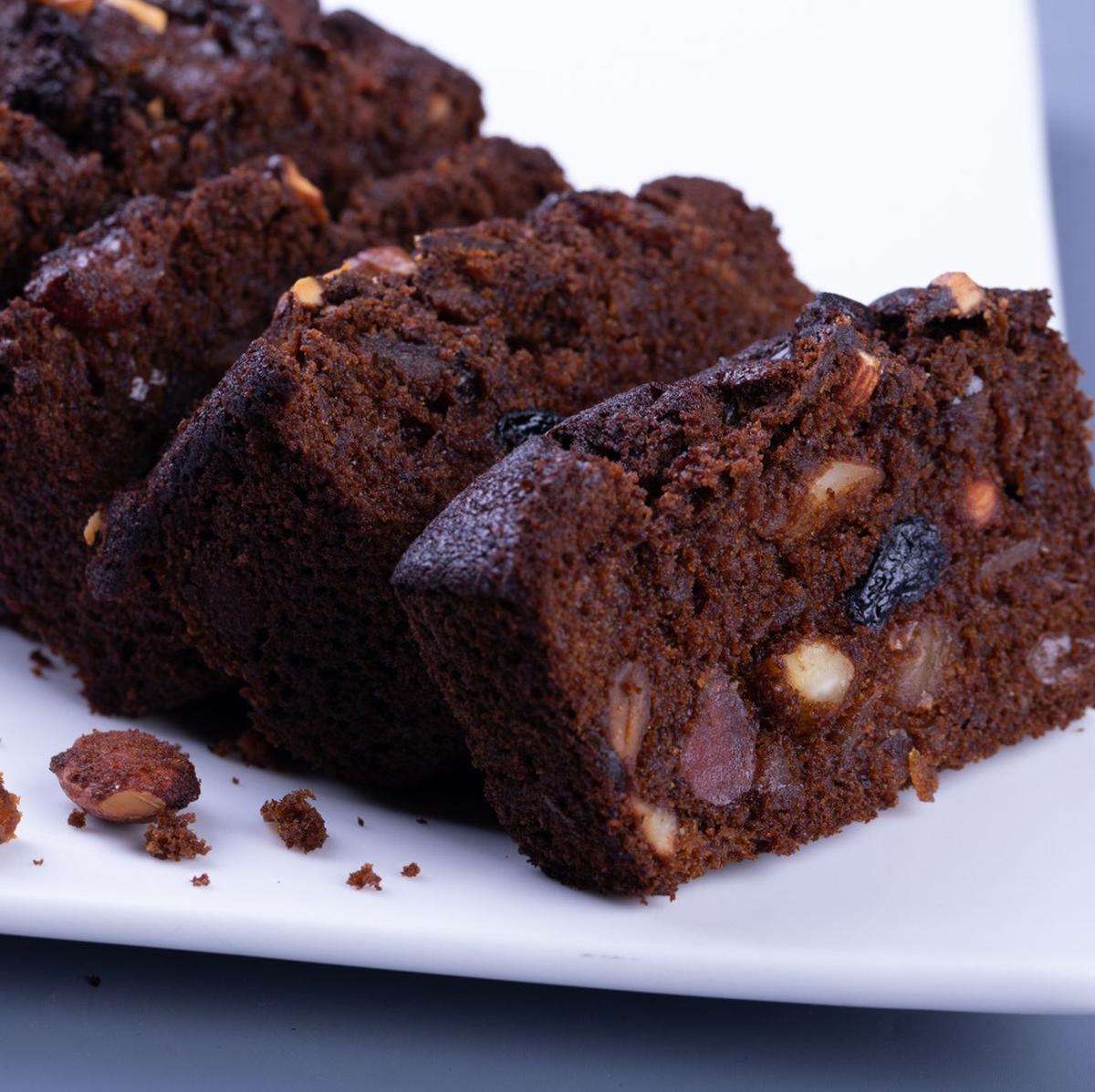 Royal Plum Cake Royal Plum Cake