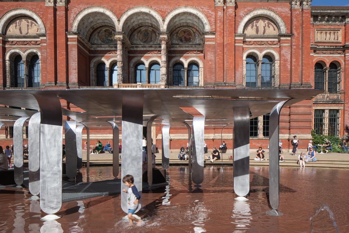 Nebbia Works Between Forests and Skies at the V&A Nebbia Works Between Forests and Skies at the V&A