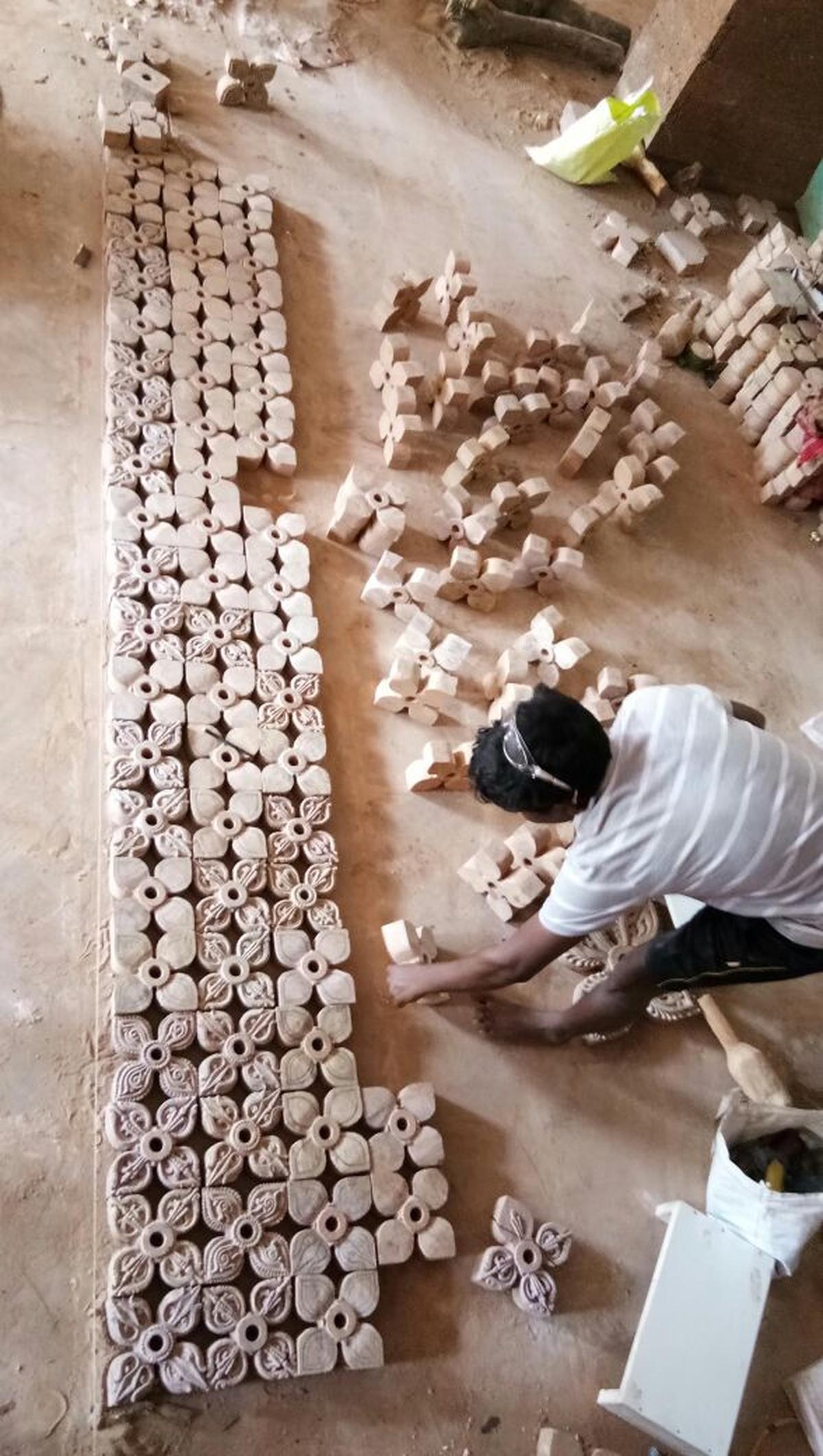 Craftspeople at work at the Krushi Bhawan