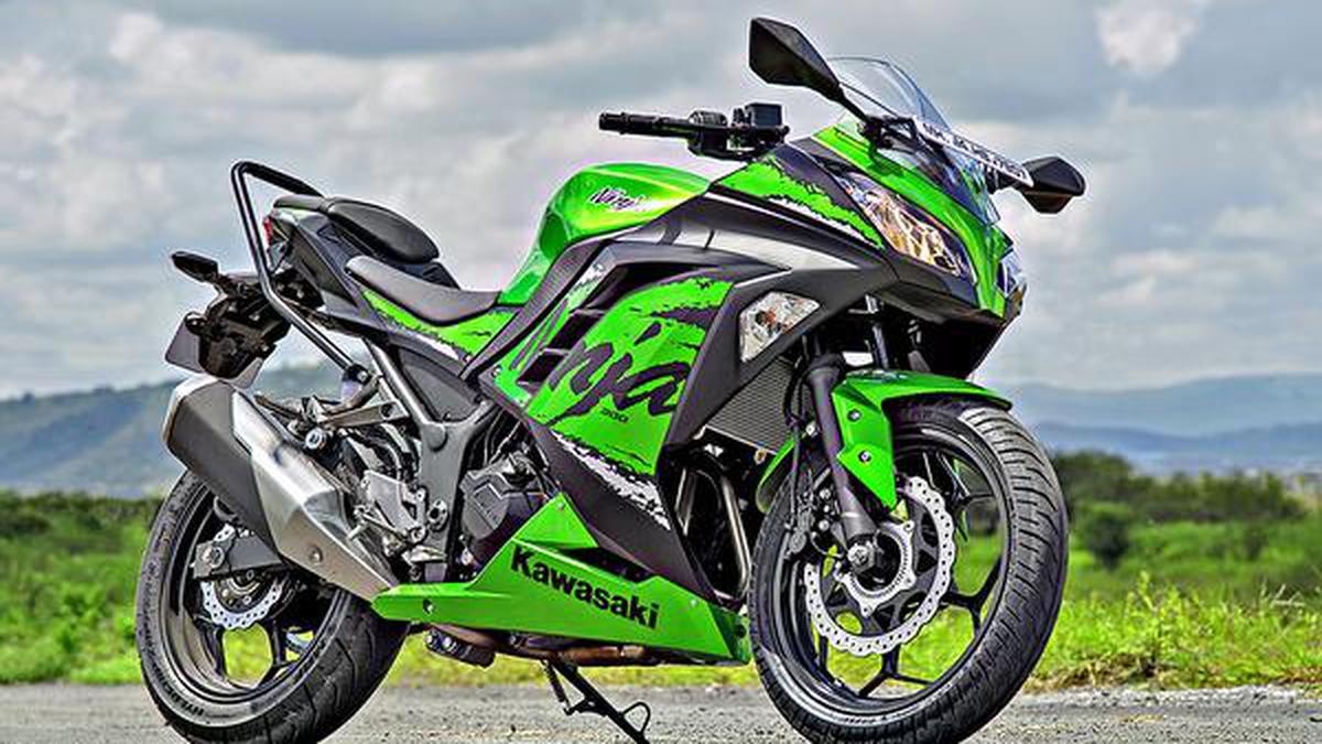 Ninja 300 on online road price