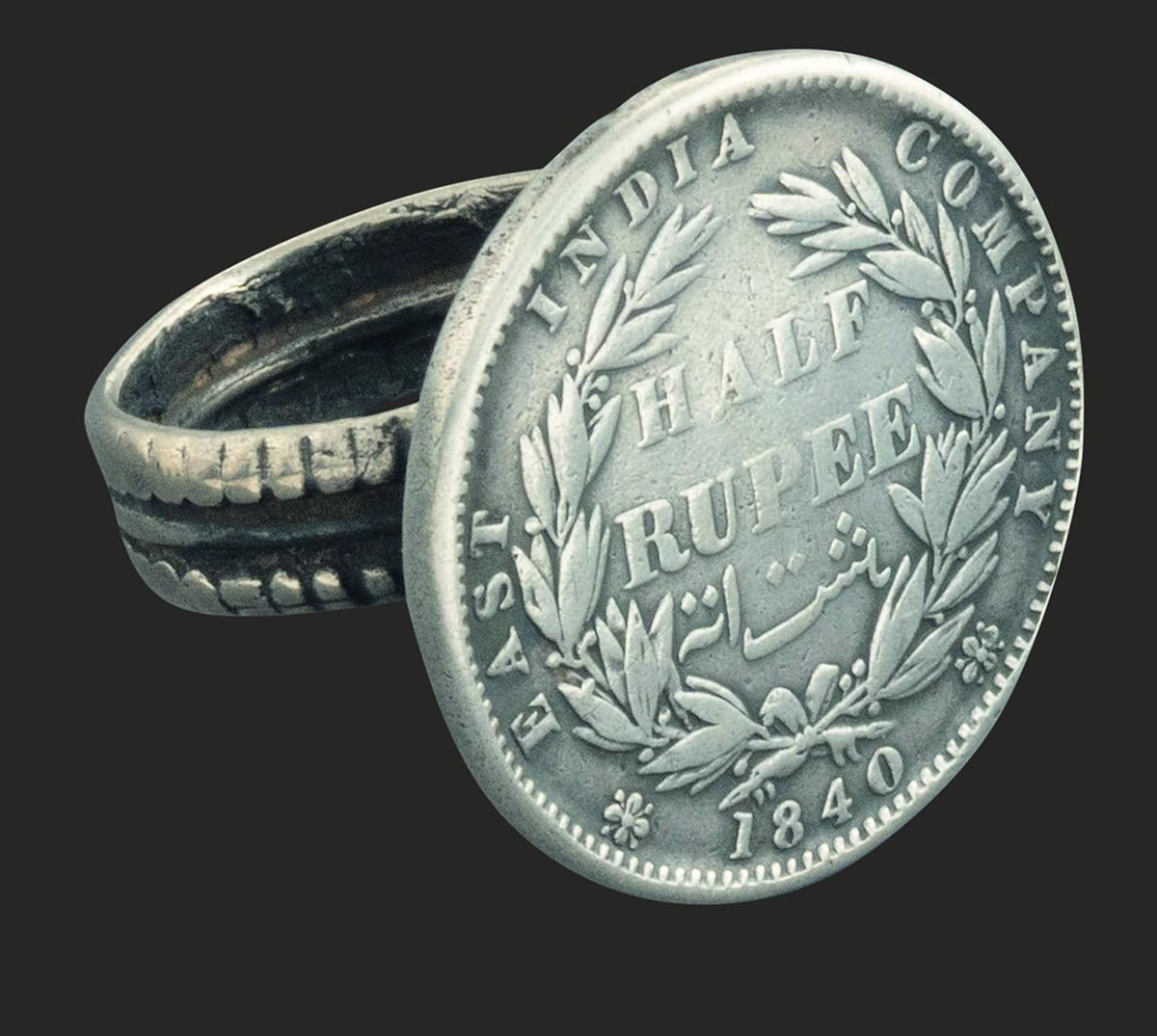 Anguthi (ring), western India, 19th-20th century, silver