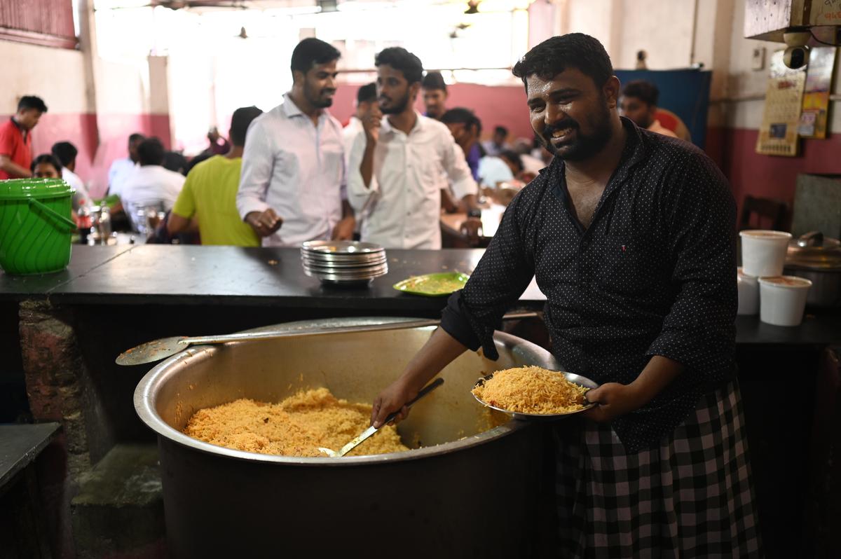 K Rafi, the master at Periamet’s Nayeem Biryani