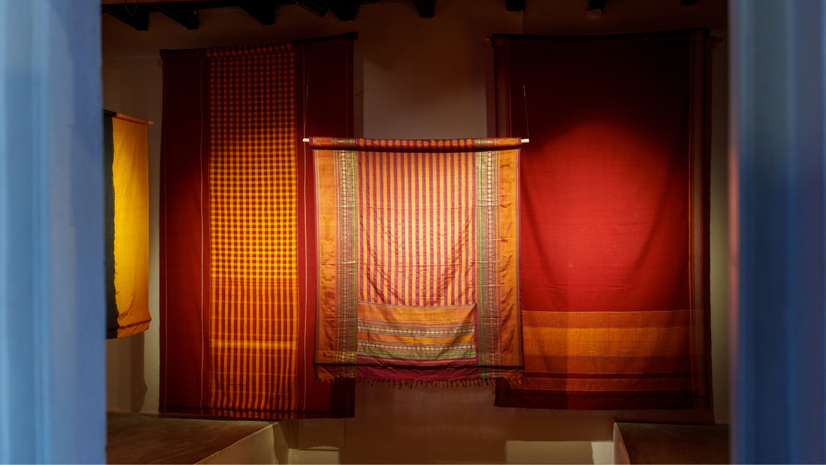 Red Lilies, Water Birds: the exhibition in Hampi showcases the sari in nine stories