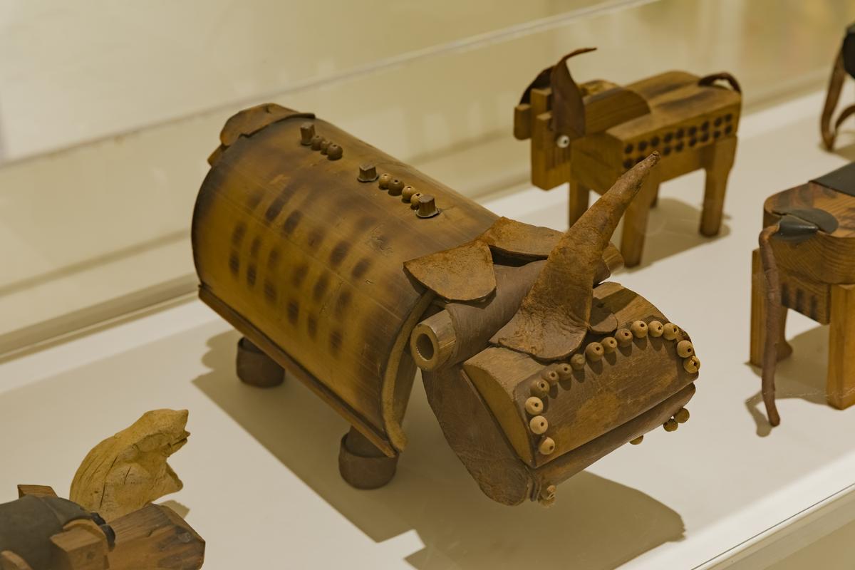 Rhino - bamboo, wood & leather Rhino - bamboo, wood & leather