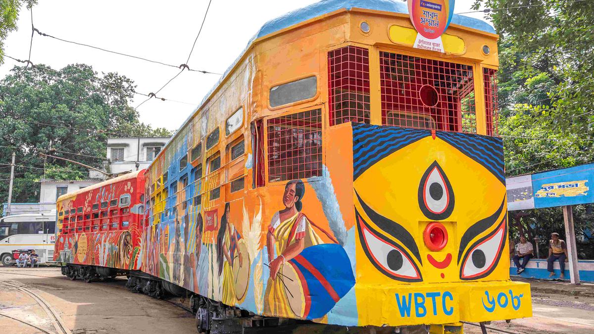 Kolkata | The goddess takes the tram